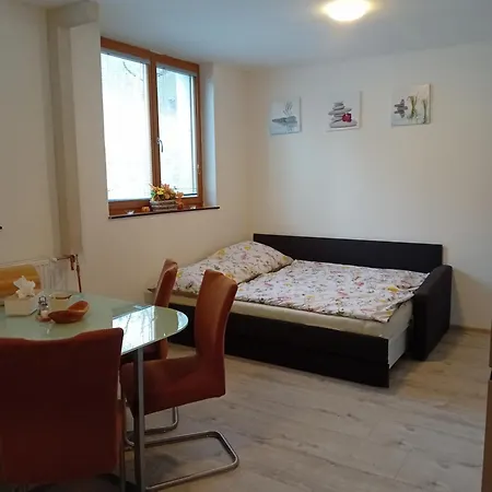 Apartman Viktoria Apartment *